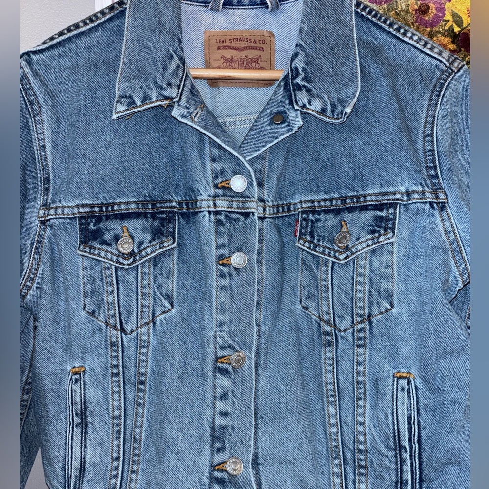 Vintage 80’s Levi Denim Trucker Jean Jacket 77434-0220 Size Lg Red Tab - Picture 2 of 6